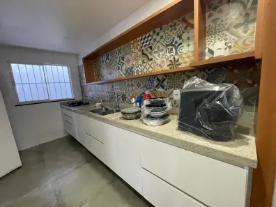 Casa com 3 Quartos à venda, 216m² no Caonze, Nova Iguaçu