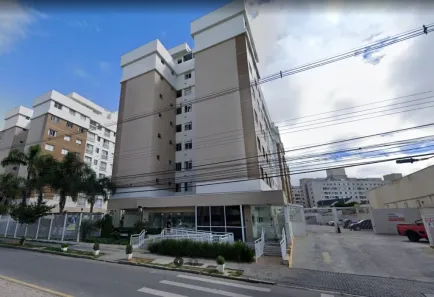 Apartamento com 2 Quartos para alugar, 70m² no Portão, Curitiba