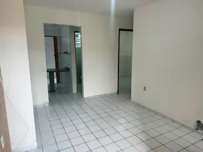 Apartamento com 2 Quartos para alugar, 60m² no Santos Dumont, Maceió