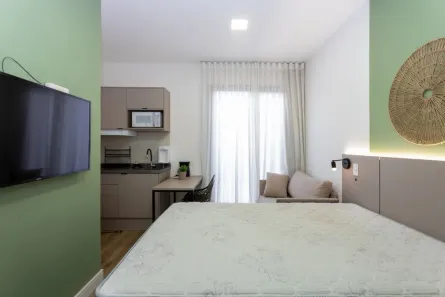 Apartamento com 1 Quarto para alugar, 18m² no Prado Velho, Curitiba