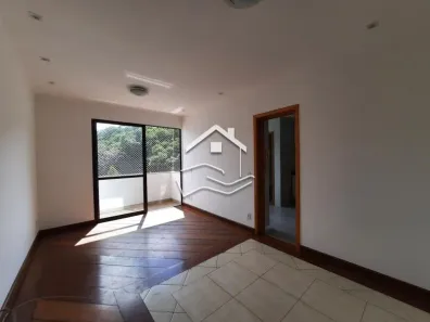 Apartamento com 2 Quartos para alugar, 70m² no Centro, Petrópolis