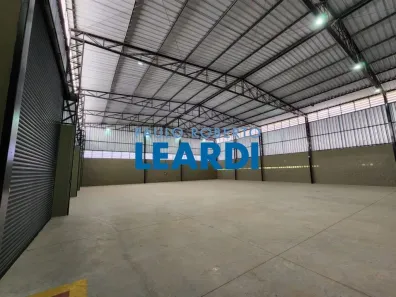 Galpão/Depósito/Armazém para alugar, 750m² no Chácaras São Luís, Santana de Parnaíba