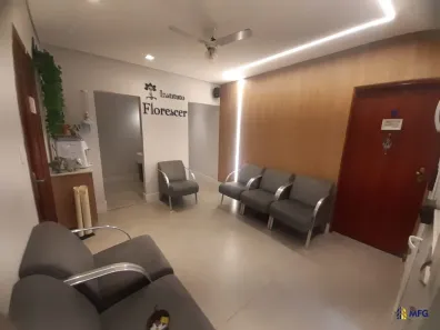 Sala Comercial à venda, 200m² no Vila Trujillo, Sorocaba