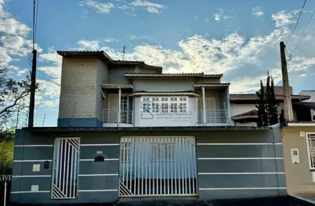Casa com 3 Quartos à venda, 235m² no Chácara Do Moinho, Cachoeira Paulista