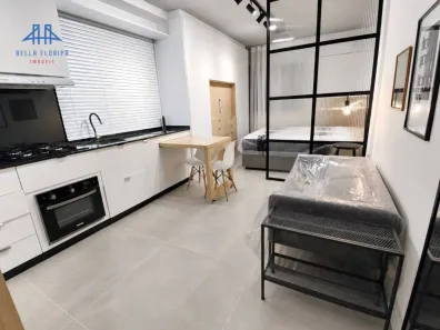 Kitnet com 1 Quarto para alugar, 30m² no Centro, Florianópolis