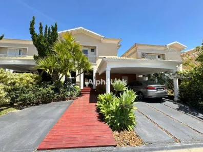 Casa de Condomínio com 3 Quartos à venda, 243m² no Tamboré, Santana de Parnaíba