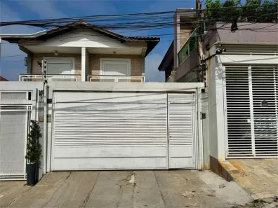 Casa com 3 Quartos para alugar, 180m² no Vila Hamburguesa, São Paulo