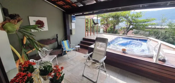 Casa com 3 Quartos à venda, 354m² no São Francisco, Niterói