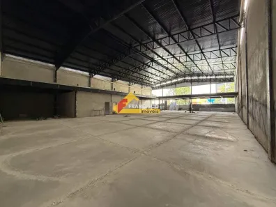 Galpão/Depósito/Armazém para alugar, 1400m² no Centro, Divinópolis