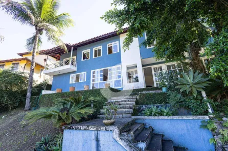 Casa de Condomínio com 3 Quartos à venda, 212m² no Mata Paca, Niterói
