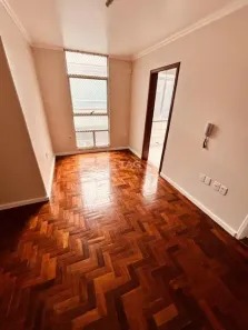 Apartamento com 3 Quartos para alugar, 60m² no Praia de Belas, Porto Alegre