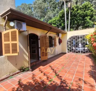 Sobrado com 4 Quartos à venda, 350m² no Parque Continental, São Paulo