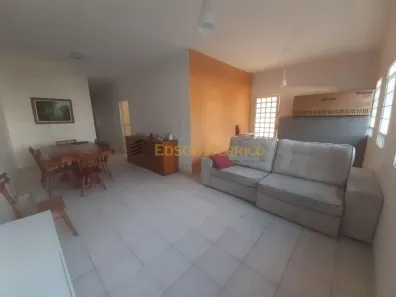 Sobrado com 6 Quartos à venda, 233m² no Residencial Mombaça I, Pindamonhangaba