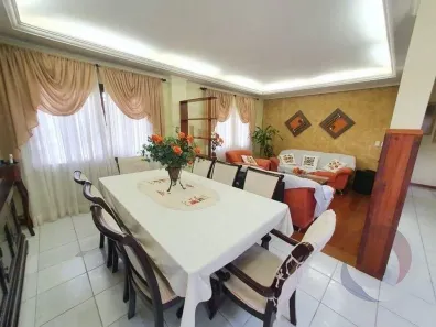 Casa com 4 Quartos à venda, 250m² no Carianos, Florianópolis