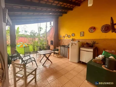 Sobrado com 3 Quartos à venda, 157m² no Centro, Bertioga