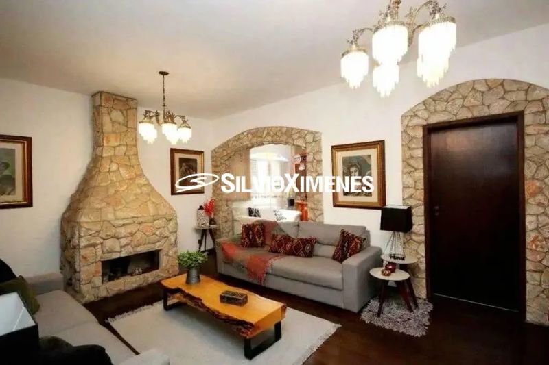 Casa com 7 quartos — Santa Lúcia, Belo Horizonte