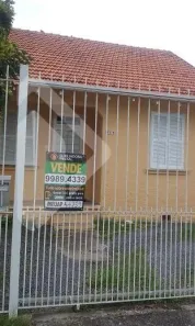 Casa com 3 Quartos à venda, 150m² no Passo da Areia, Porto Alegre