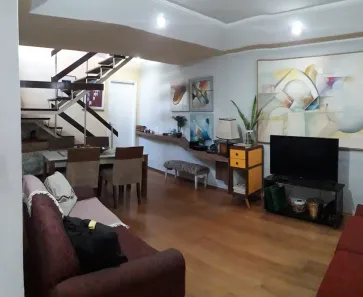 Sobrado com 3 Quartos à venda, 160m² no Parque Pinheiros, Taboão da Serra