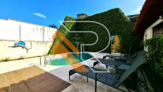 Casa com 5 Quartos à venda, 470m² no Camboinhas, Niterói