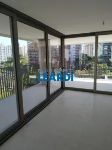 Apartamento com 3 Quartos à venda, 231m² no Vila Olímpia, São Paulo
