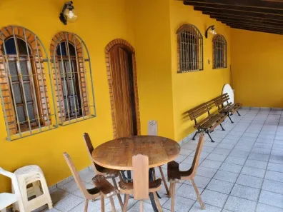 Casa com 3 Quartos à venda, 250m² no Santa Rosa, Niterói