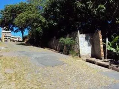 Lote/Terreno à venda, 600m² no São Lucas, Belo Horizonte