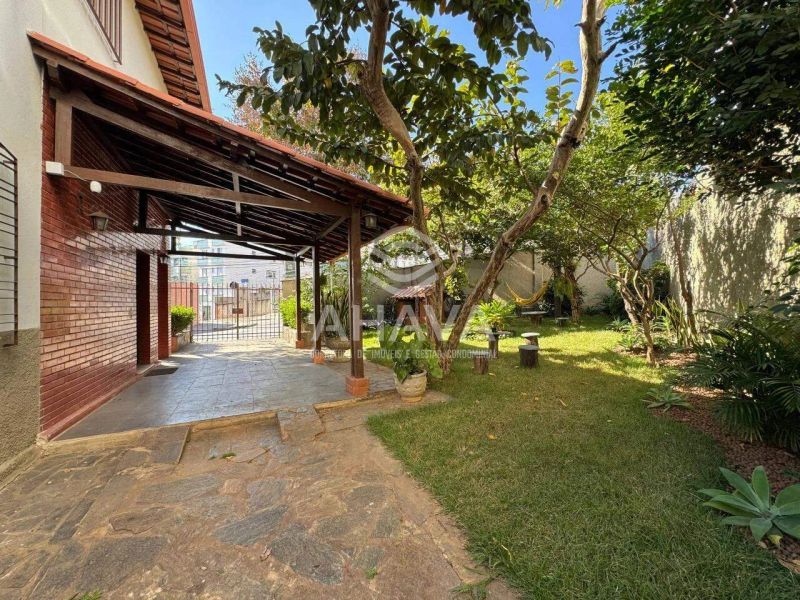 Casa com 4 quartos — Liberdade, Belo Horizonte