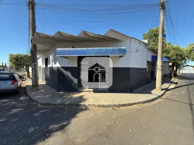 Ponto Comercial para alugar, 80m² no Luizote de Freitas, Uberlândia
