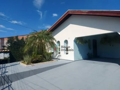 Casa com 2 Quartos à venda, 91m² no Cidade Jardim, Americana