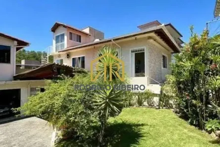 Casa com 4 Quartos à venda, 185m² no Trindade, Florianópolis