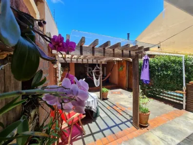 Casa com 3 Quartos à venda, 150m² no Espírito Santo, Porto Alegre