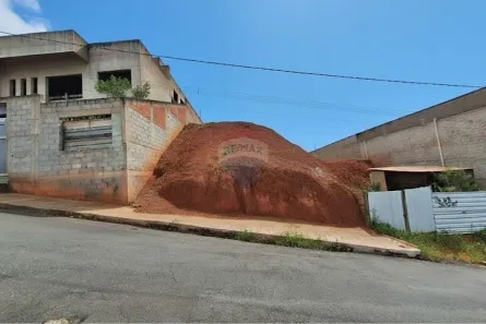 Lote/Terreno à venda, 300m² no Bosque dos Pinheiros, Juiz de Fora