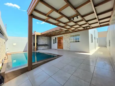 Casa com 2 Quartos para alugar, 175m² no São Francisco, Santarém