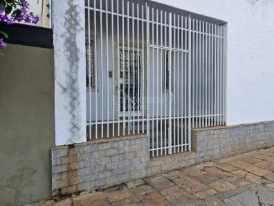 Imóvel Comercial com 3 Quartos para alugar, 100m² no Centro, Araraquara