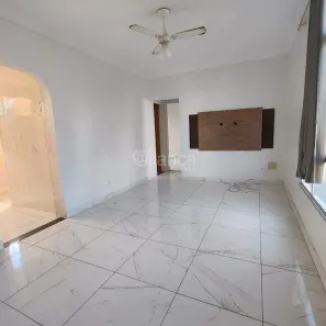 Apartamento com 2 Quartos para alugar, 75m² no Itapuã, Vila Velha
