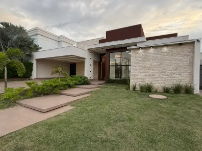 Casa de Condomínio com 3 Quartos à venda, 340m² no Boa Esperança, Cuiabá