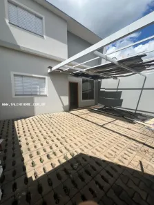 Casa com 3 Quartos à venda, 118000m² no Brasília, Londrina