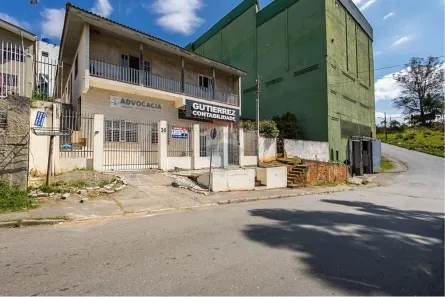 Sobrado com 5 Quartos à venda, 444m² no Roça Grande, Colombo