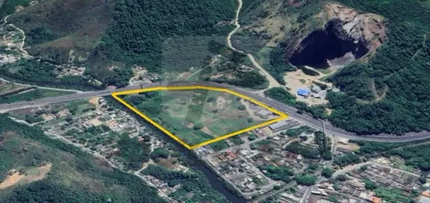 Lote/Terreno à venda, 1m² no Santa Dalila (Suruí), Magé