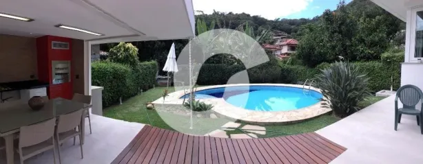 Casa de Condomínio com 3 Quartos à venda, 300m² no Engenho do Mato, Niterói