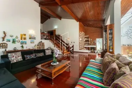 Sobrado com 3 Quartos à venda, 300m² no Jardim São Vicente, Cotia