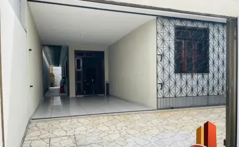 Casa com 3 Quartos à venda, 206m² no Jóquei Clube, Fortaleza