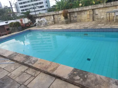 Casa com 4 Quartos à venda, 500m² no Hipódromo, Recife