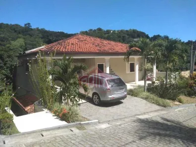 Casa de Condomínio com 4 Quartos à venda, 280m² no Badu, Niterói