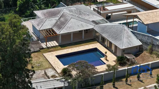 Fazenda/Sítio com 6 Quartos à venda, 4100m² no , Mairinque