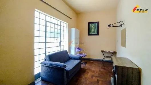 Casa com 3 Quartos à venda, 130m² no Santo Antônio, Divinópolis
