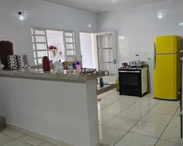 Casa com 3 Quartos à venda, 176m² no Parque das Laranjeiras II, Uberaba