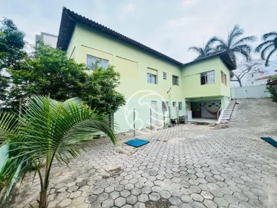 Casa com 5 Quartos à venda, 387m² no Centro, Guarapari