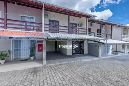 Casa de Condomínio com 3 Quartos à venda, 134m² no Velha Central, Blumenau