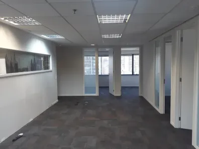 Sala Comercial para alugar, 150m² no Vila Nova Conceição, São Paulo